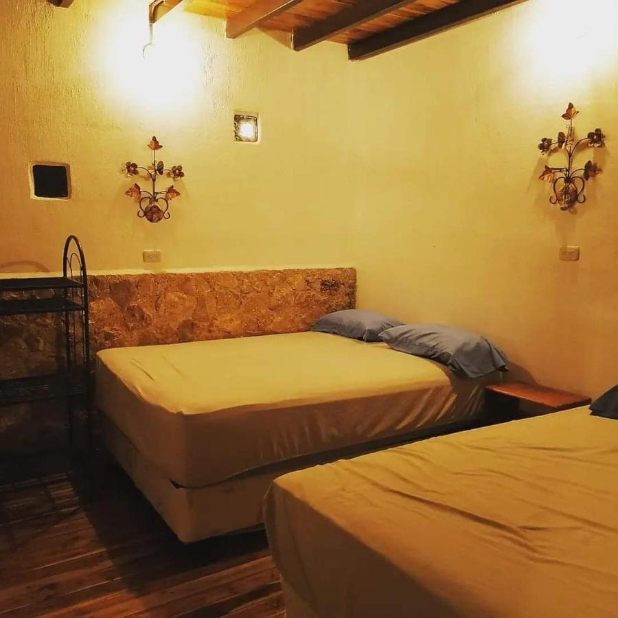 Hotel Colibri Peten Flores Esterno foto